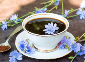  Chicory Coffee: Benefits, Taste & Facts